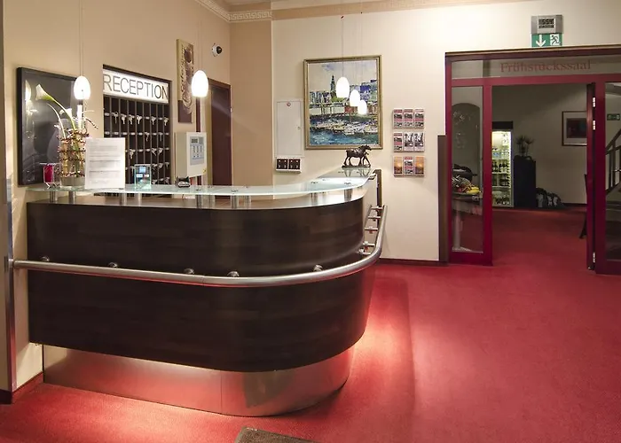 Hotel Polo Am Zob